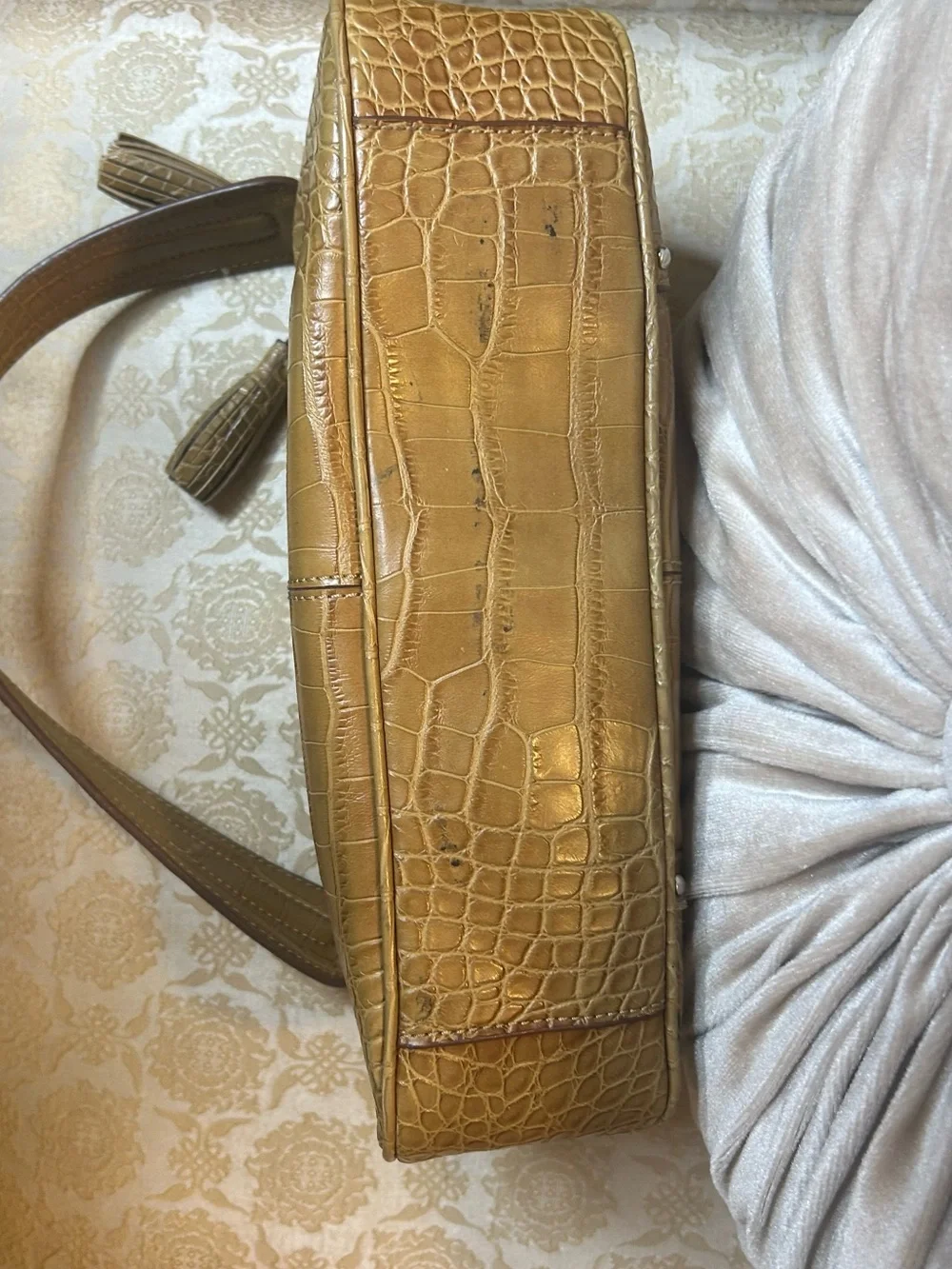 Y2K Vtg Tommy Hilfiger shoulder bag distinct Western Croc embossed Whimisigoth
